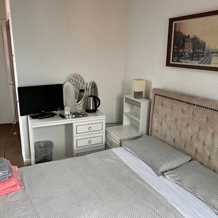 Barley Mow Hotel بونتفراكت المظهر الخارجي الصورة
