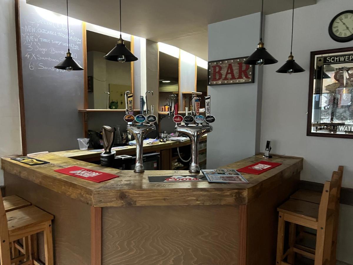Barley Mow Hotel بونتفراكت المظهر الخارجي الصورة