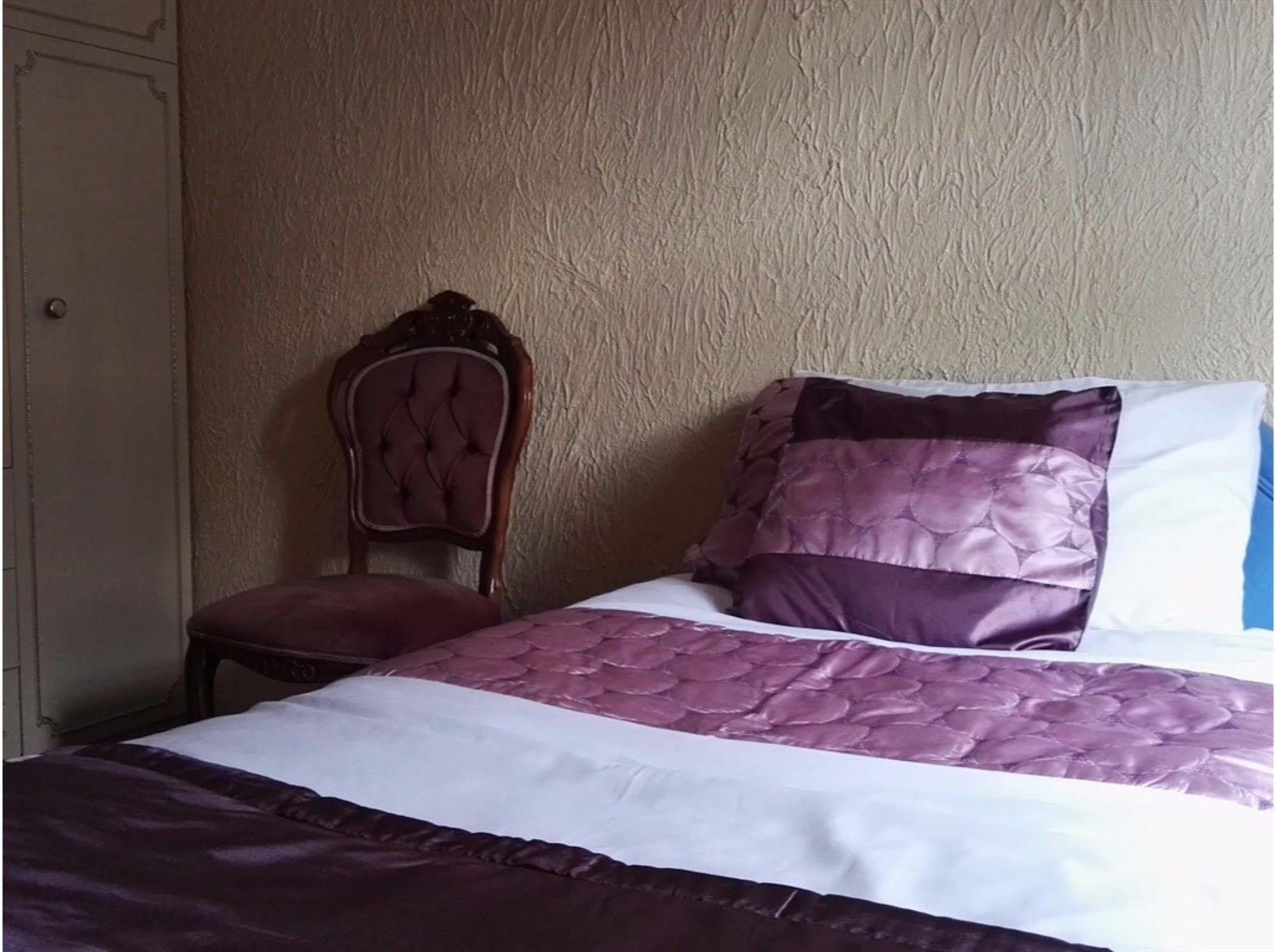 Barley Mow Hotel بونتفراكت المظهر الخارجي الصورة