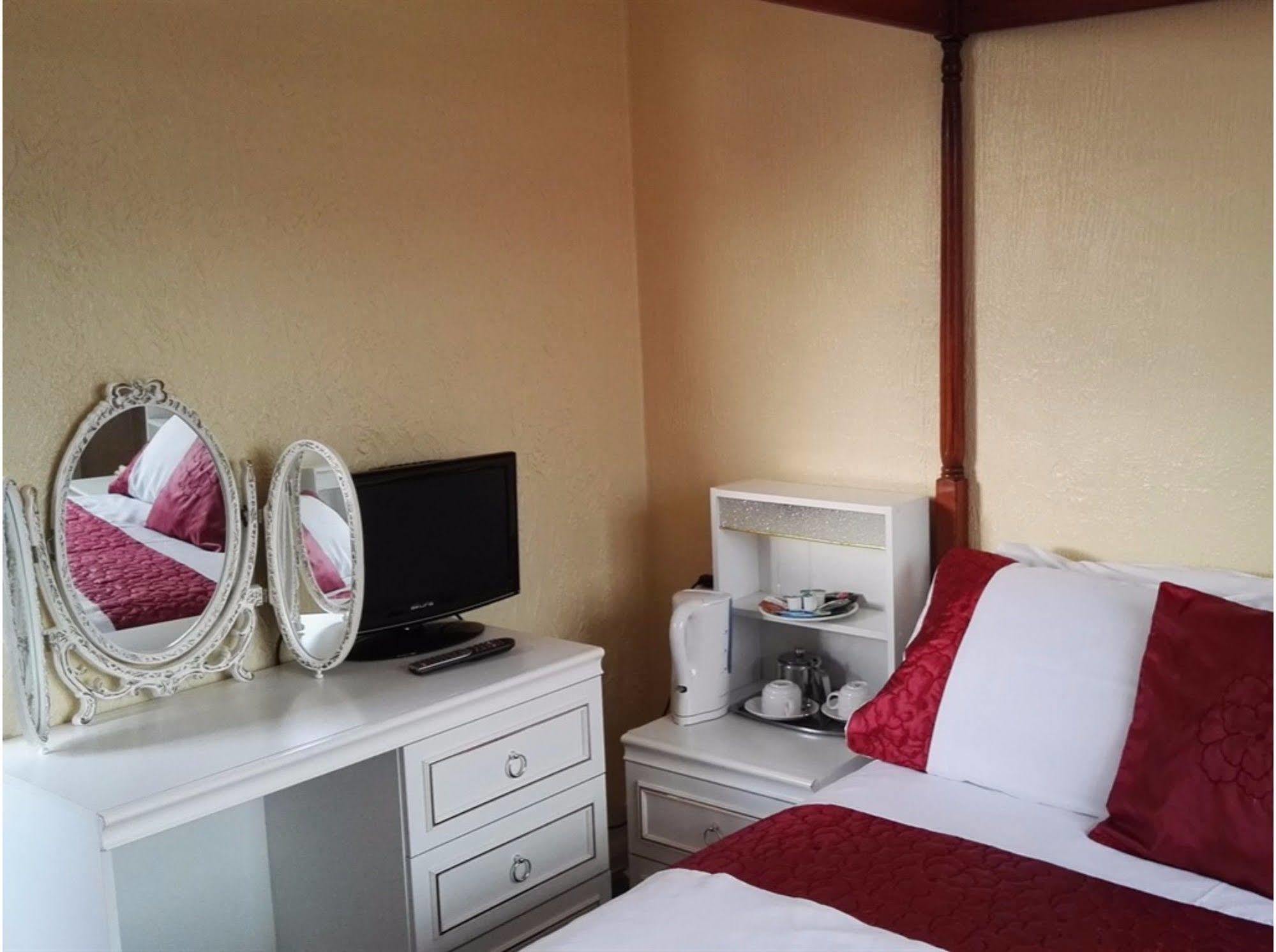 Barley Mow Hotel بونتفراكت المظهر الخارجي الصورة