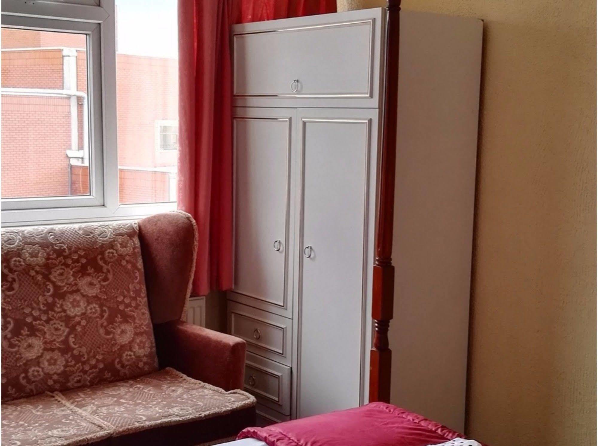 Barley Mow Hotel بونتفراكت المظهر الخارجي الصورة